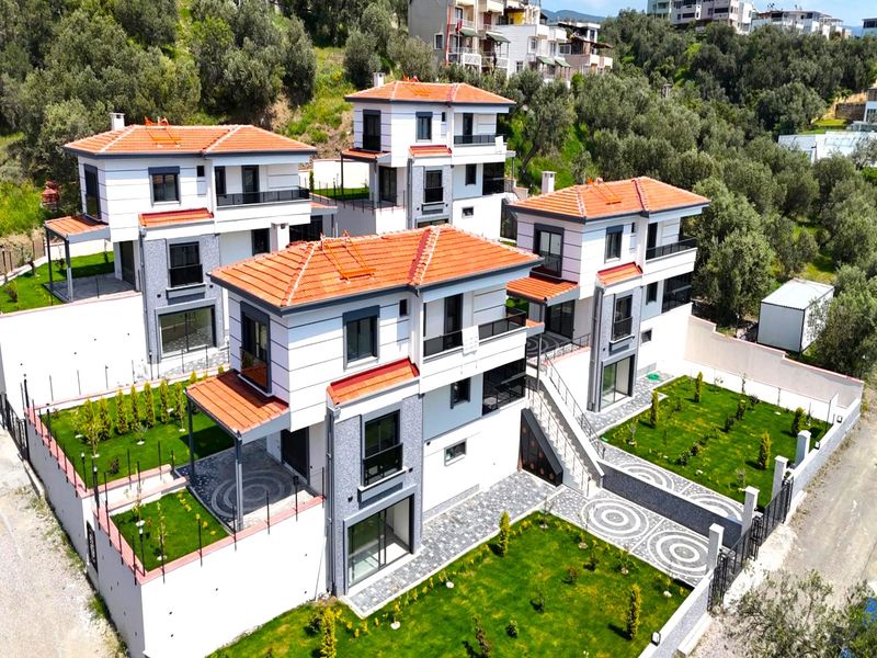 Çanakkale Ayvacık Küçükkuyu-Satılık 3+1 Sıfır Villalar