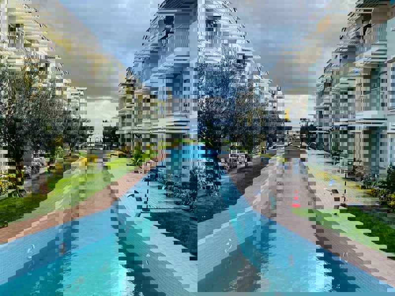 Çanakkale Ayvacık Küçükkuyu-Satılık Denize Sıfır Sitede 2+1 Daire